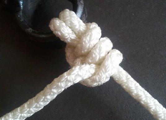 Як прив'язати мотузку?