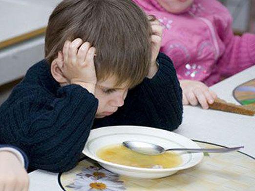 Чому дитина погано їсть?